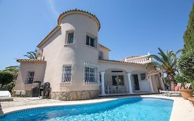 Casa Cyriel